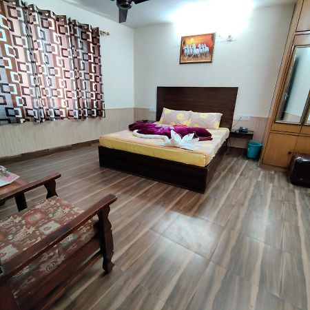 Hotel Alankar Manāli Extérieur photo
