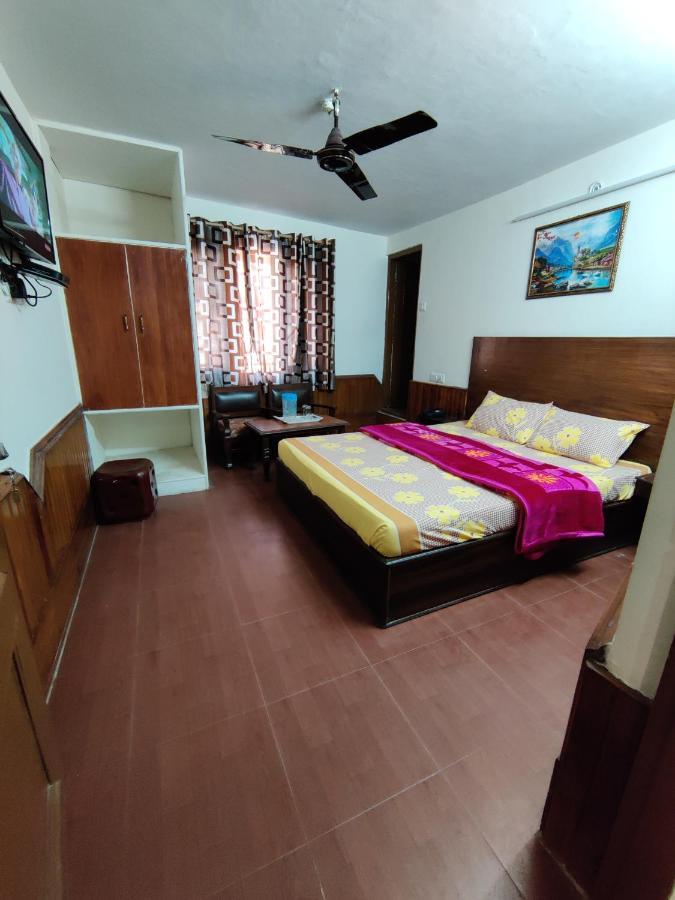 Hotel Alankar Manāli Extérieur photo